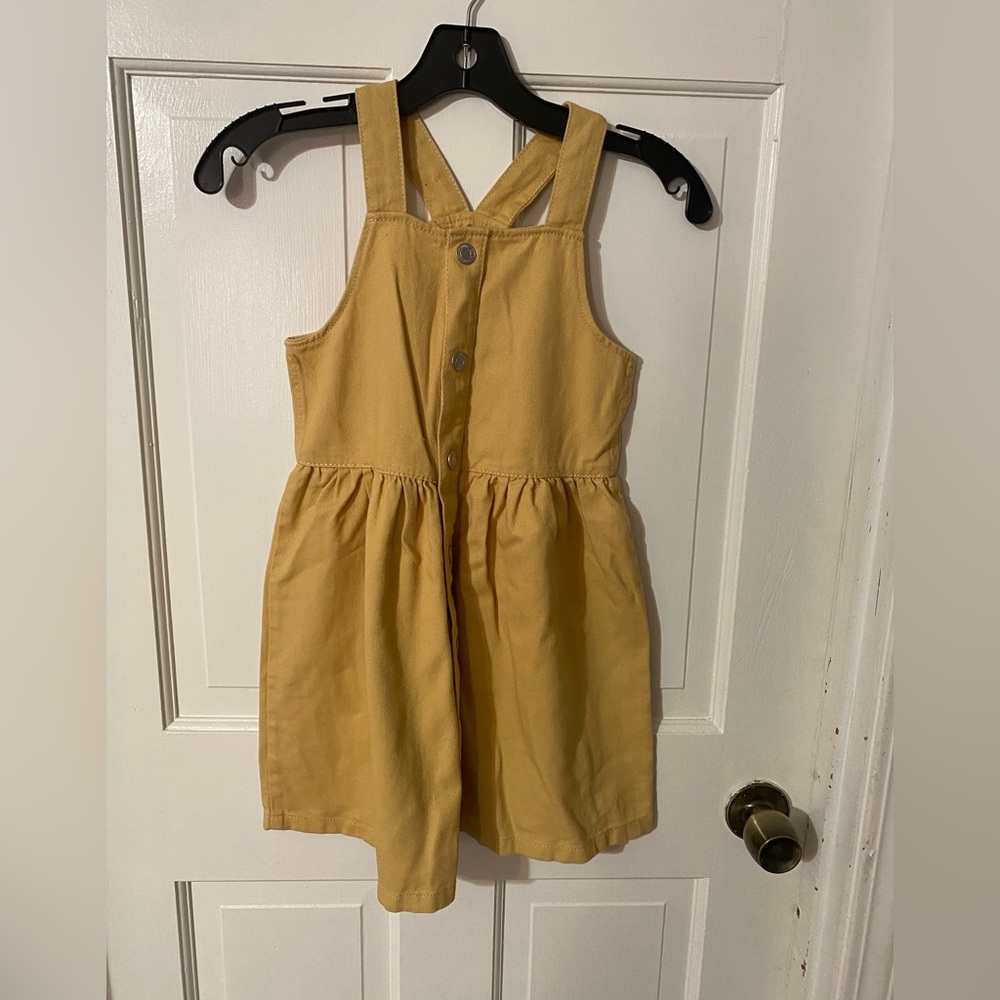 Kids H&M shorts one piece size 7